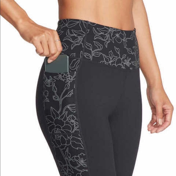 Skechers Ladies' GOWALK High Waist Legging - Picture 4 of 4